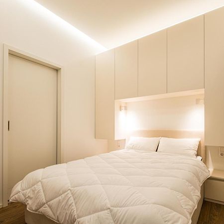 South 22 - Brand New Modern 1Bd Apt In Sofia Center Apartment Luaran gambar